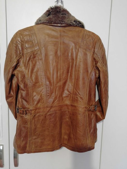 кожено яке размер М