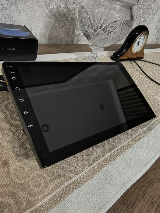 Продам android магнитолу 3/32