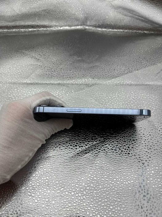 iPhone 13 pro Барлығы түпнұсқа және жақсы жағдайда