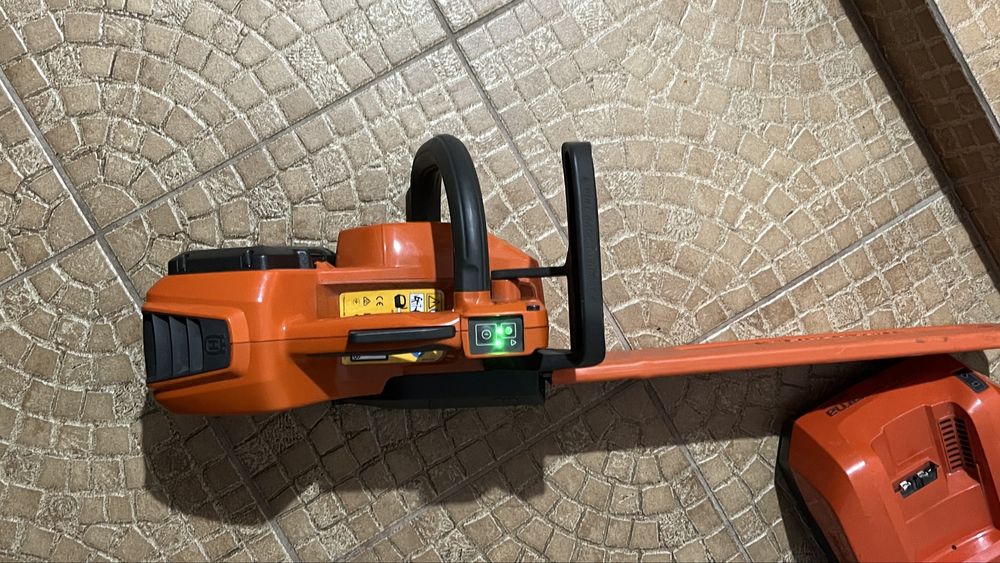 Vand drujba huqvarna produs nou ne folosit