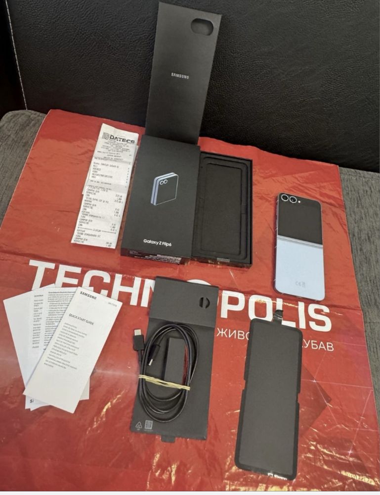 КАТО НОВ 512GB Samsung Z Flip 6 Гаранция Technopolis 2026 г. Blue