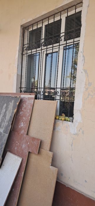 Akfa romlar sotiladi 6ti dona eshiklar 2ta