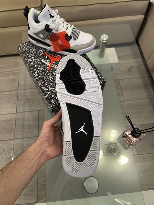 Jordan 4 Military Black