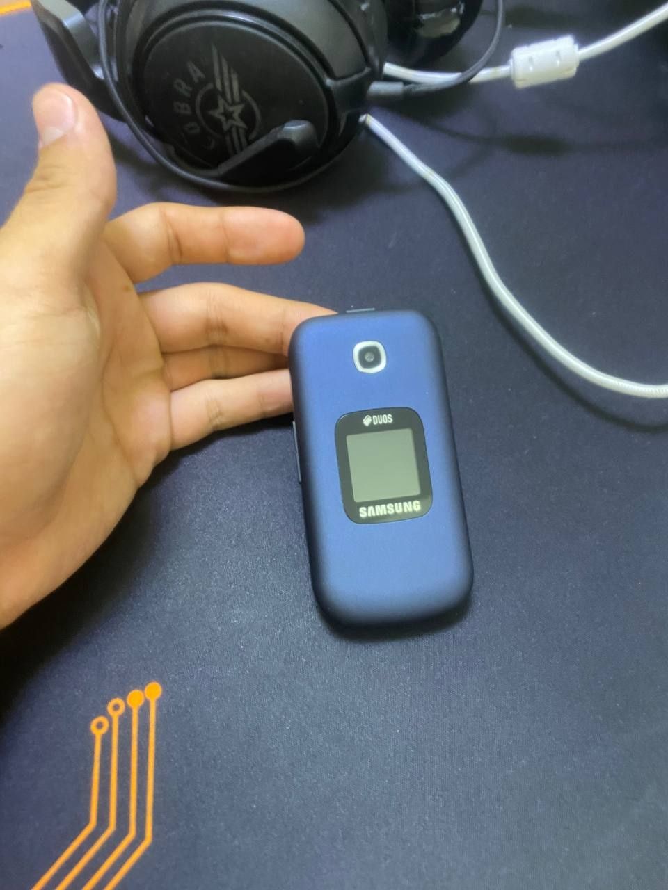 Samanung Gusto knopka