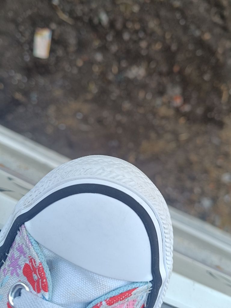 Детски Converse Chuck Taylor All Star Easy On Floral
Кецове Chuck Tayl