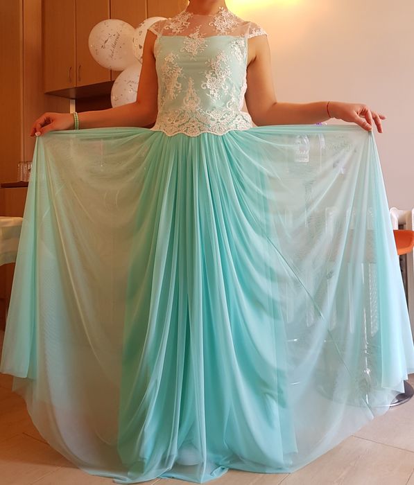 Официална рокля, цвят мента