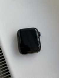 Apple Watch SE 40mm Model A2355 - Display defect