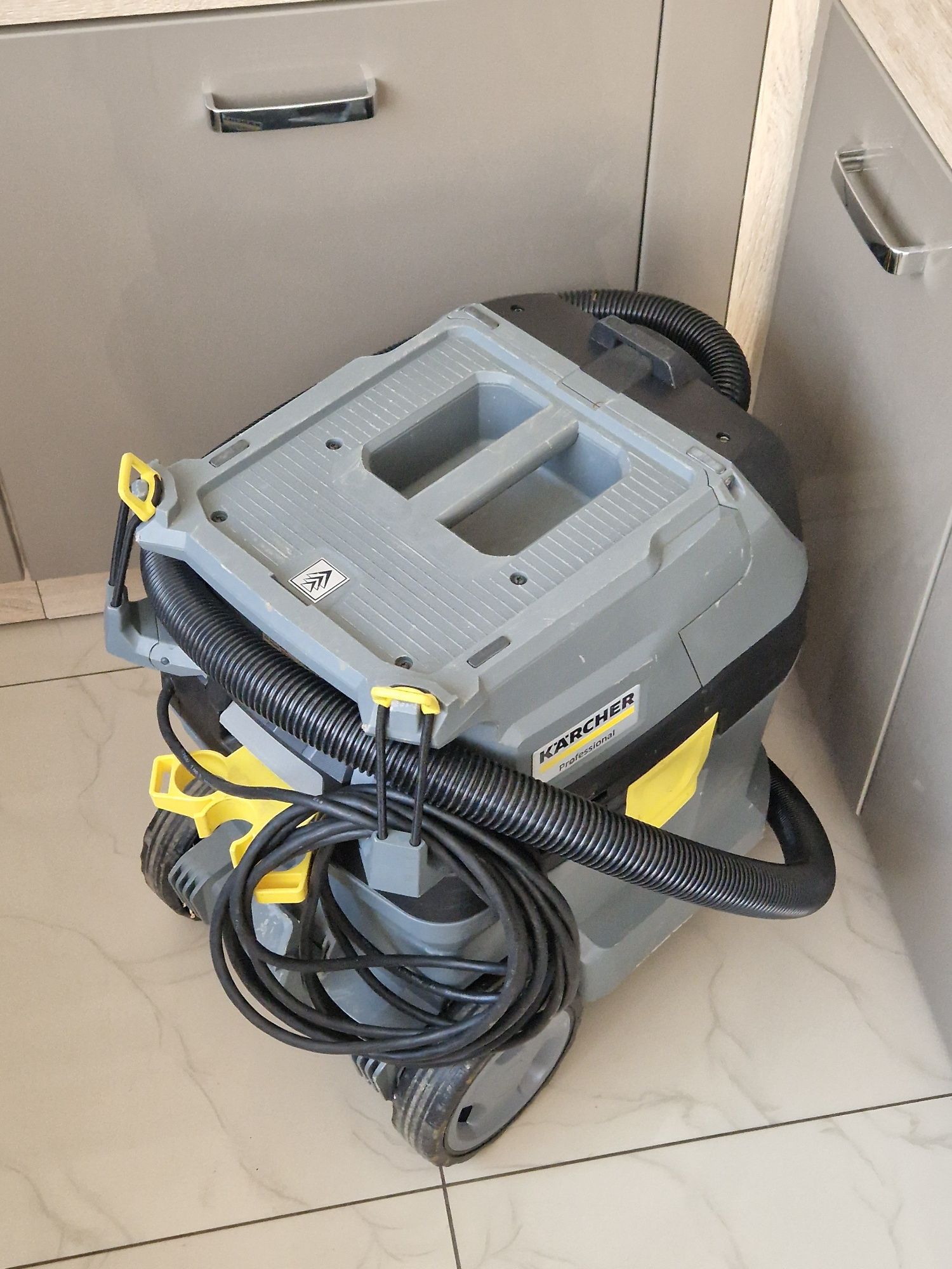 Aspirator profesional Karcher