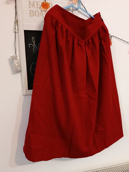 Fusta midi roșie vintage eleganta mărimea S sezon rece dama 36