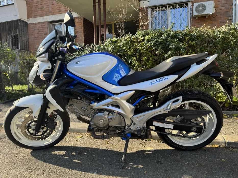 Suzuki SV650 Gladius 2009