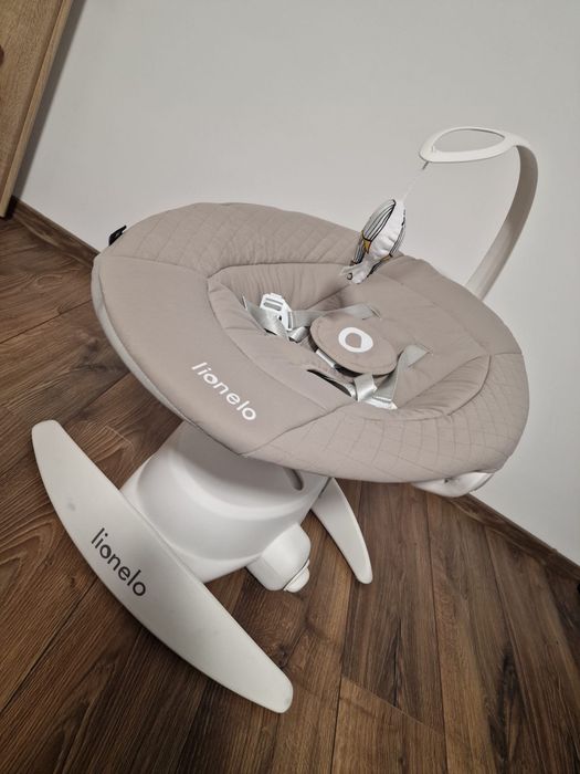 Balansoar electric Lionelo