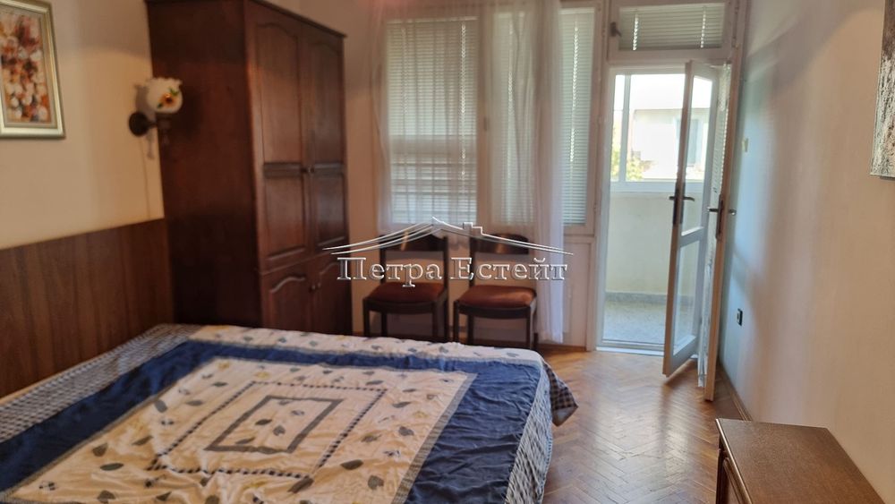 Дава се под наем Тристаен апартамент в Варна, Бриз - 107 кв.м за 459 € - Снимка #11