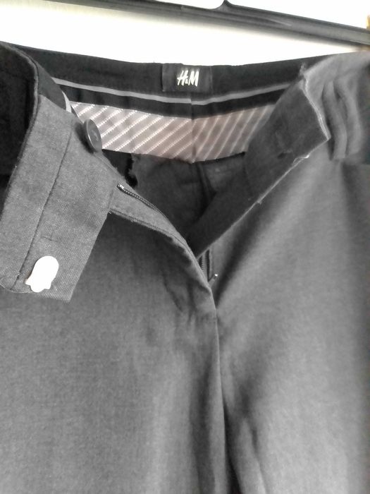 Дамски панталон от сив плат