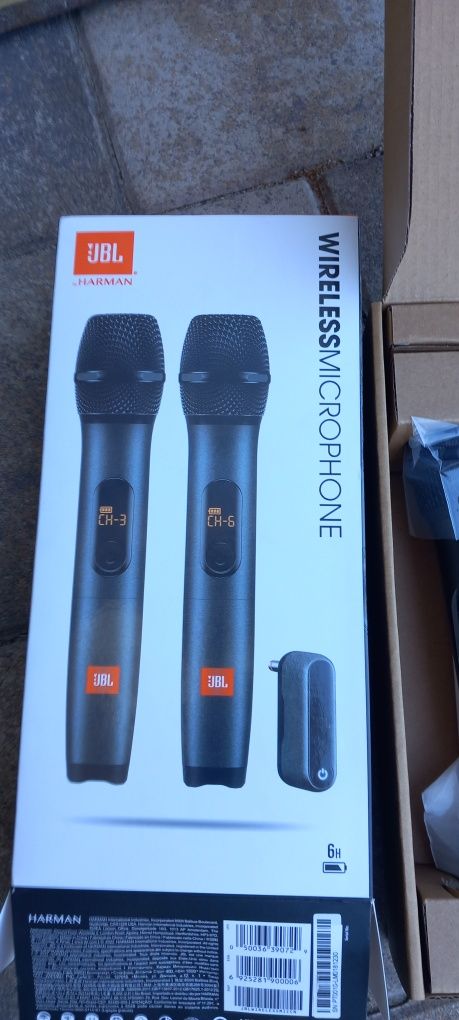 Set microfoane wireless JBL