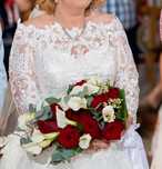 Rochie mireasa de sezon! Bonus: crinolina+ centura cristale