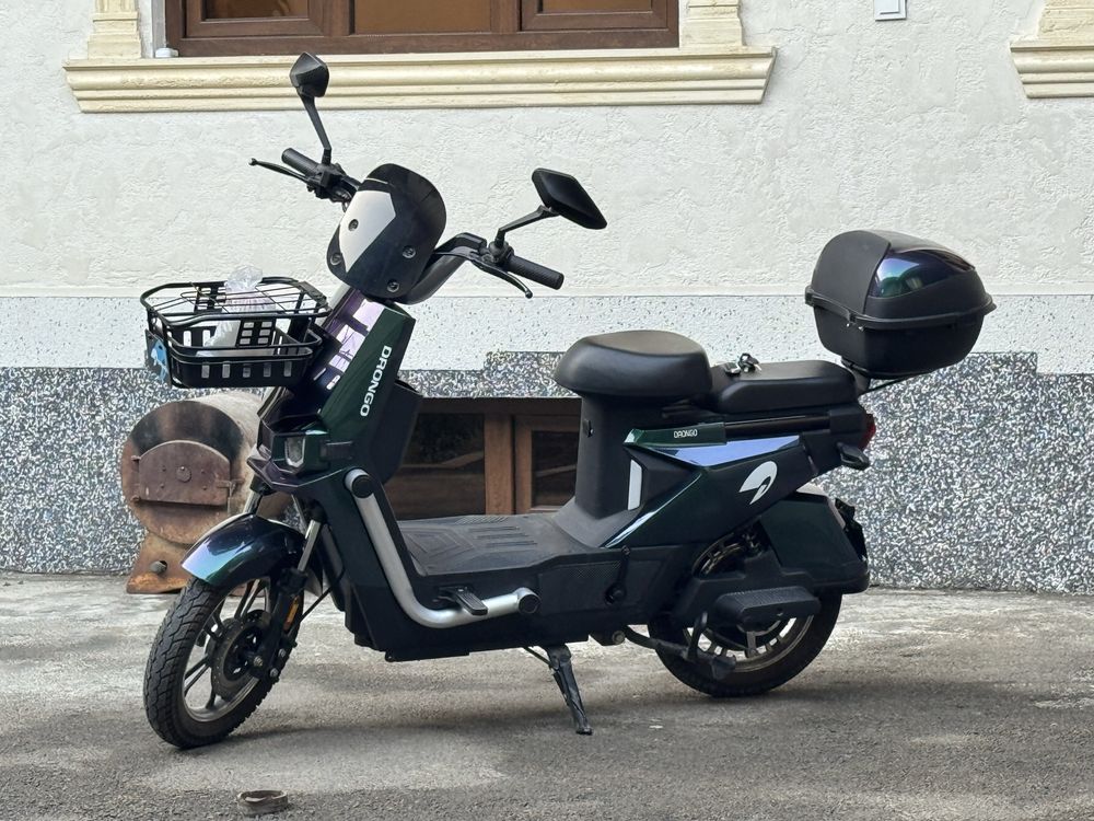 Skuter DRONGO R-16 TK