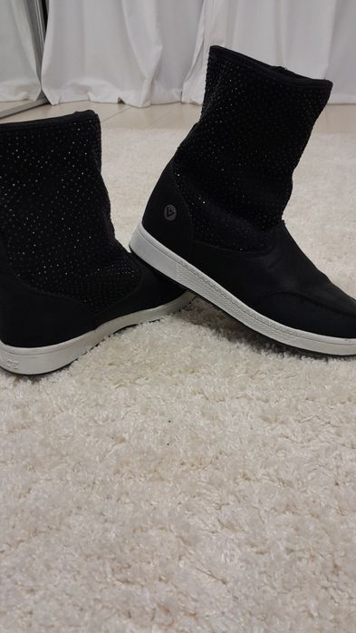 Cizme imblanite de dama