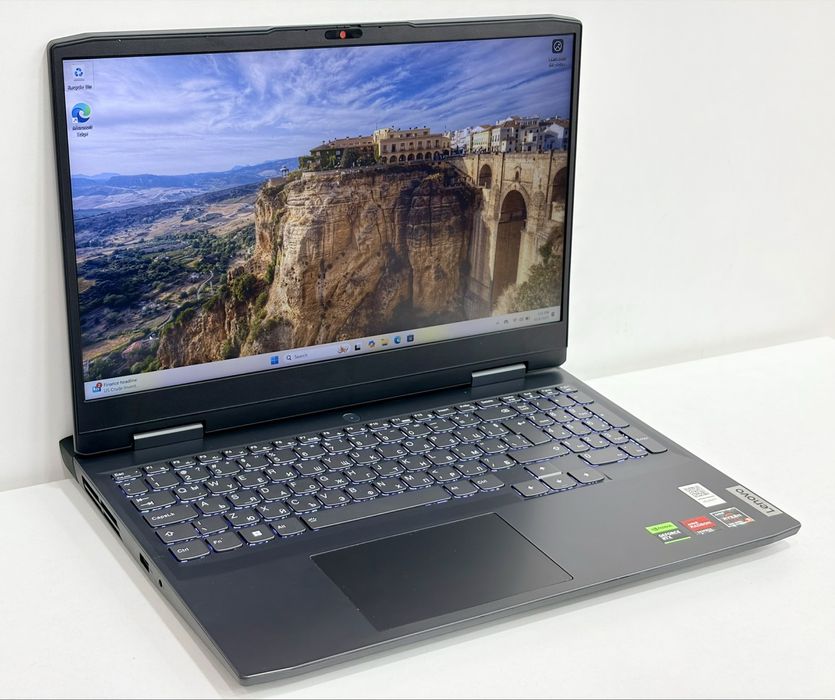 Gaming Lenovo Ryzen 5 7535HS 15.6 144Hz 512SSD 16RAM Laptop