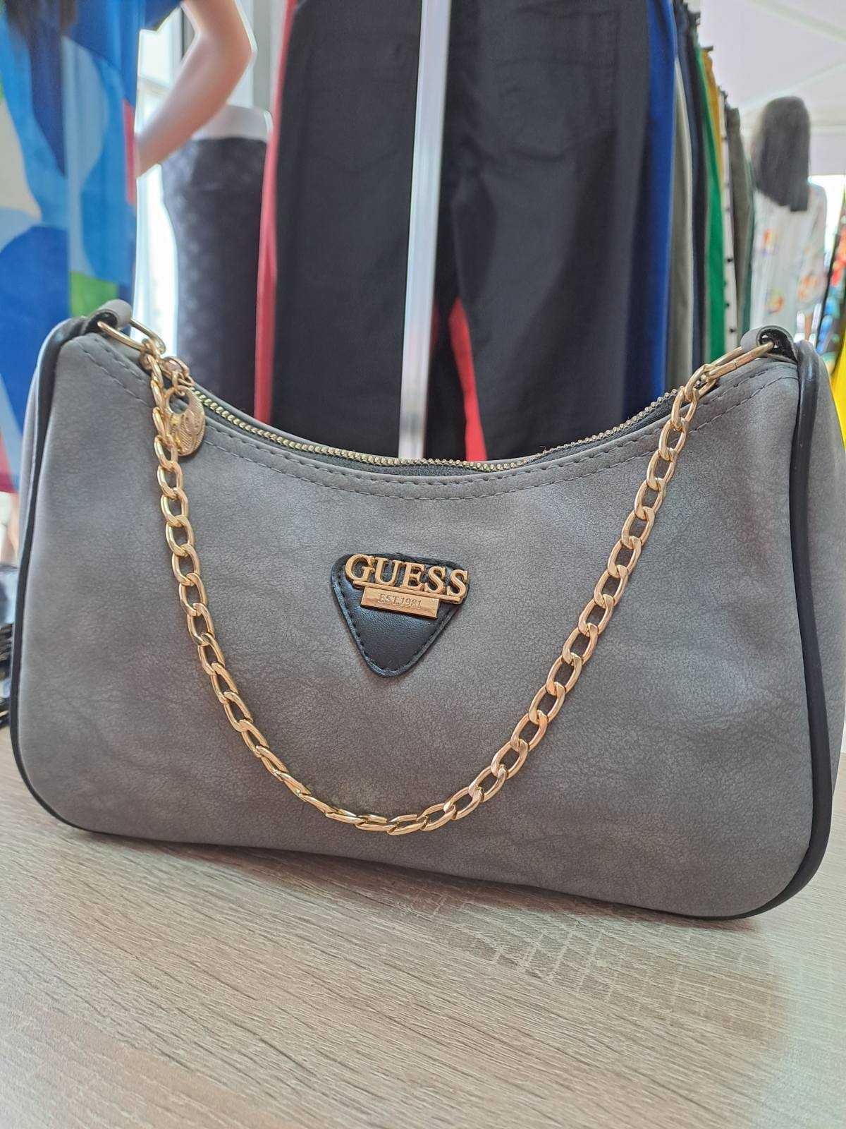 Чантичка на "GUESS "