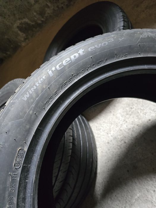 2x 235/55/19 M+S HANKOOK 2022 Stare buna