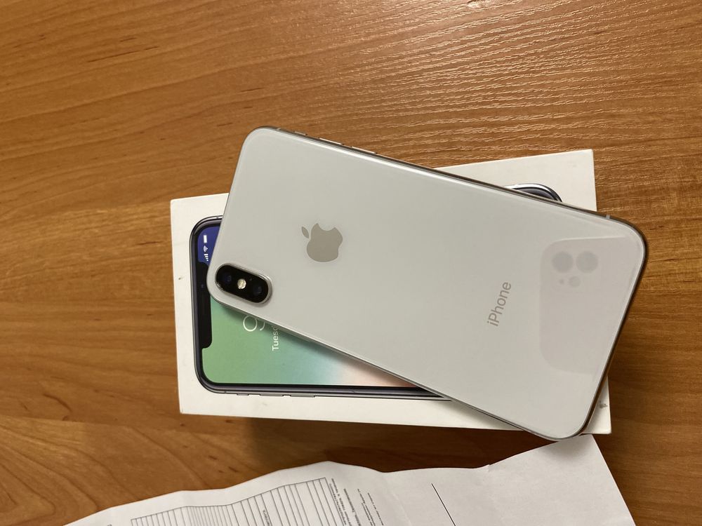 Iphone X в хорошем состоянии