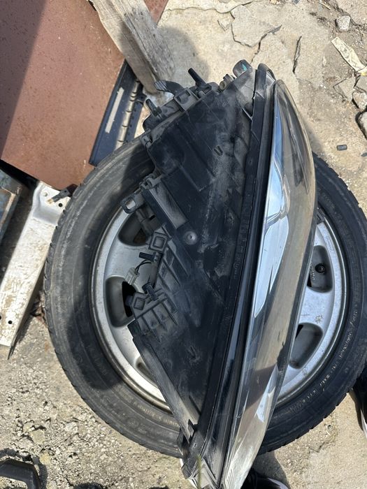 VW Touareg 2014 ляв фар Би-Ксенон Оригинален !