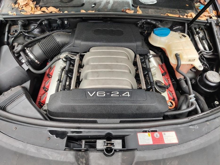 Audi a 6 c6 2.4 benzina mașina este din Franța 1250 euro negociabil