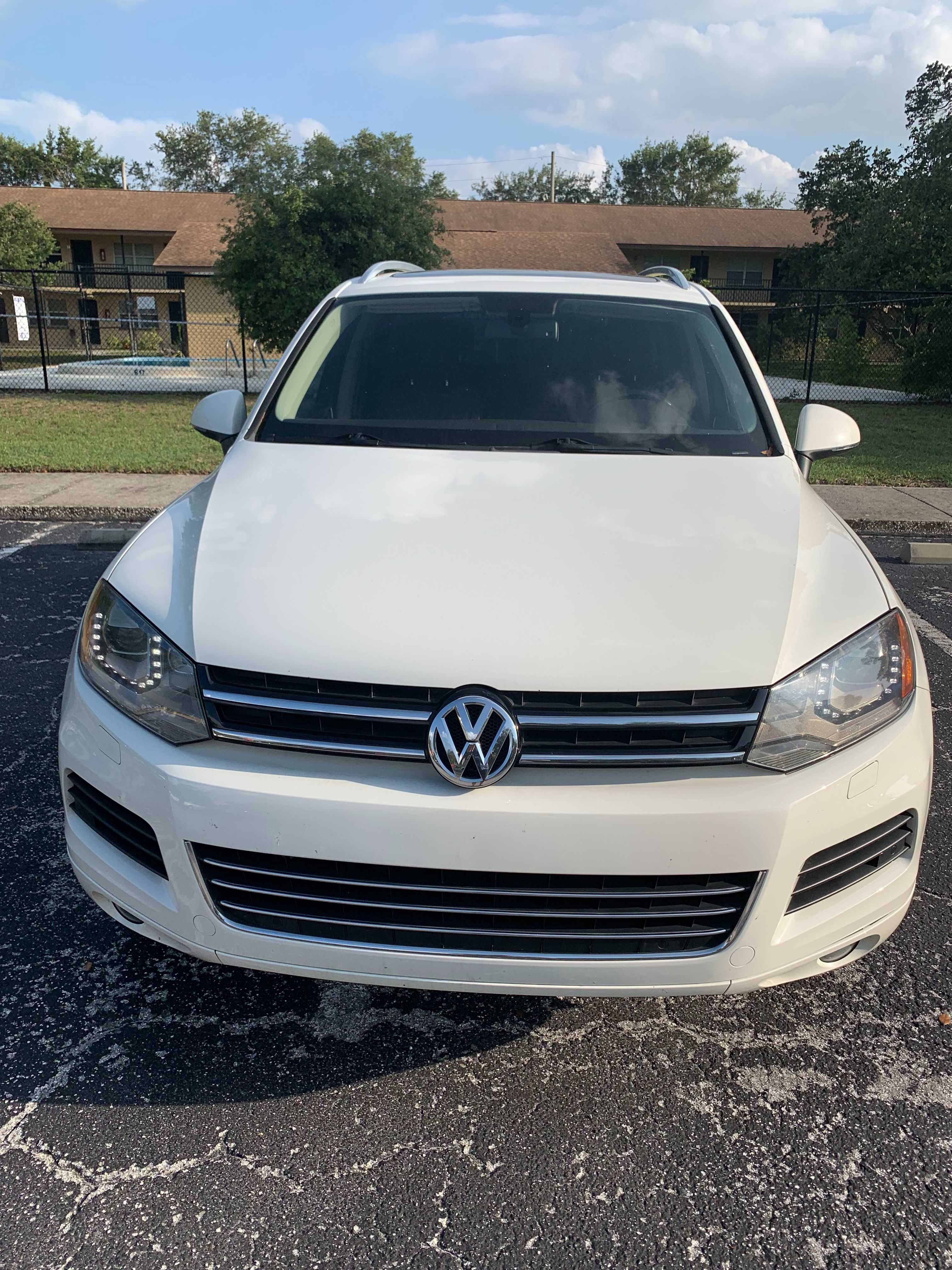 2012 Volkswagen Touareg TDI Executive Line(USA Version)