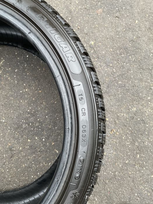 Cauciucuri iarna 225/40 R18