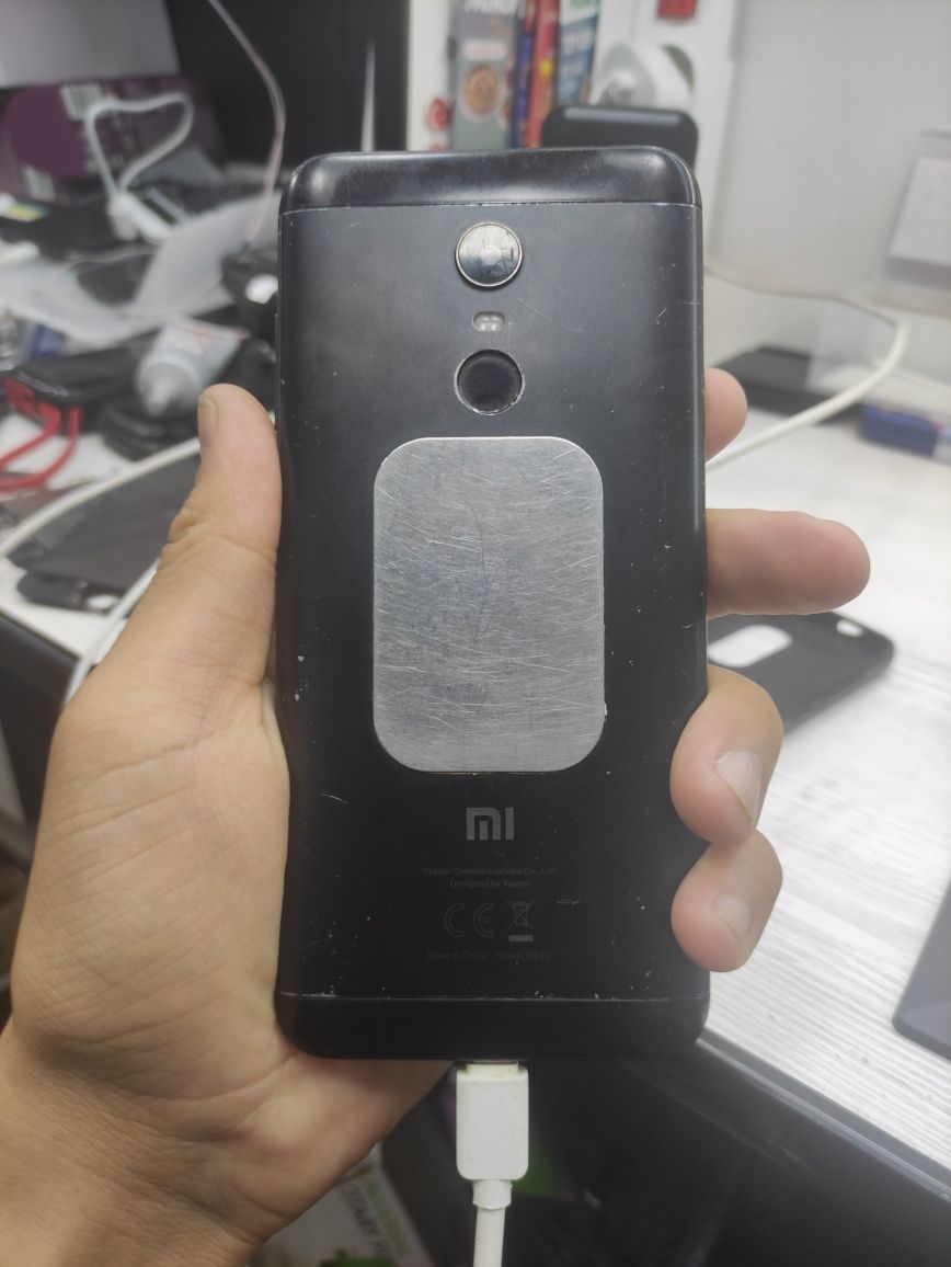 Redmi 5 plus sotiladi