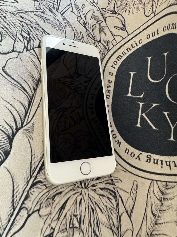 iPhone 6 silver 16gb - с дефект