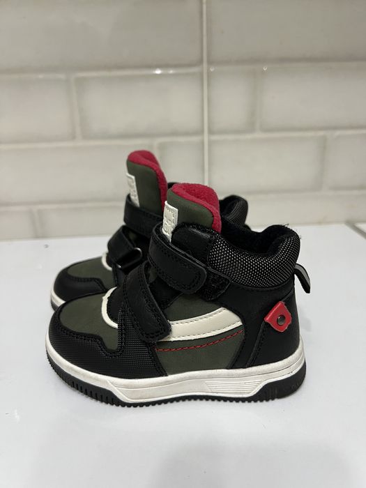 Детские ботинки и сапоги