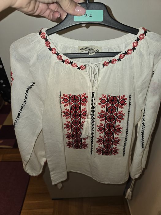 Ie motive tradiționale fetite 6 ani