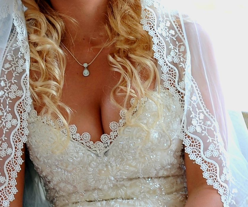 Set rochie mireasa, voal lung spaniol, voal scurt