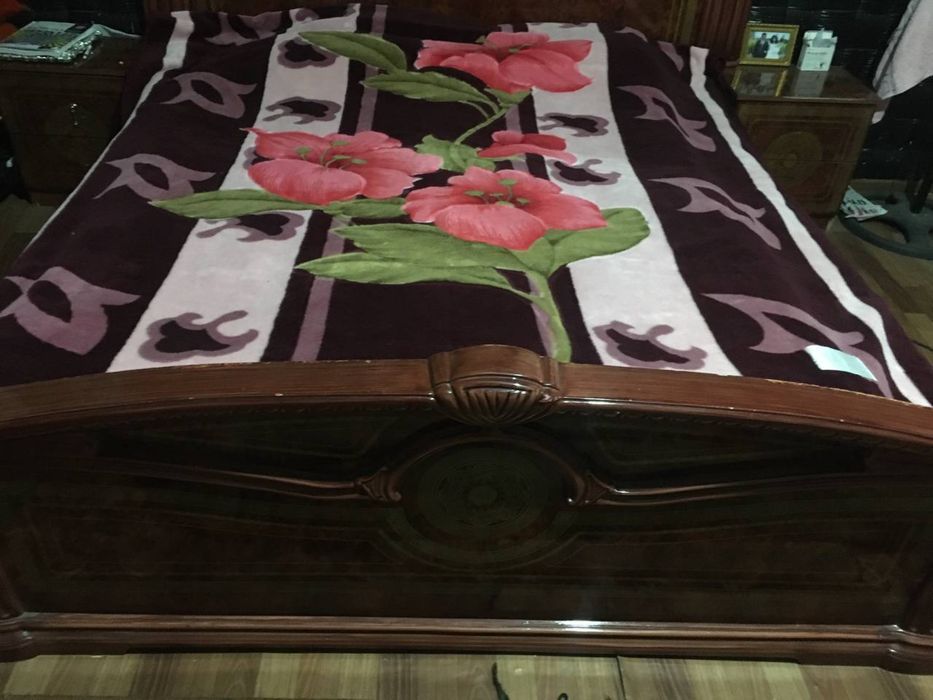 Spalniy mebel sotiladi holati yaxshi