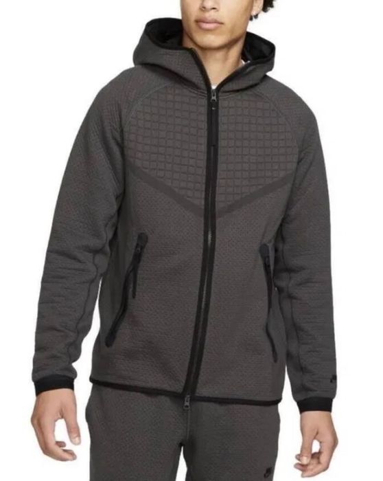 NIKE Sportswear Therma-Fit
Adv Tech Pack размер S
