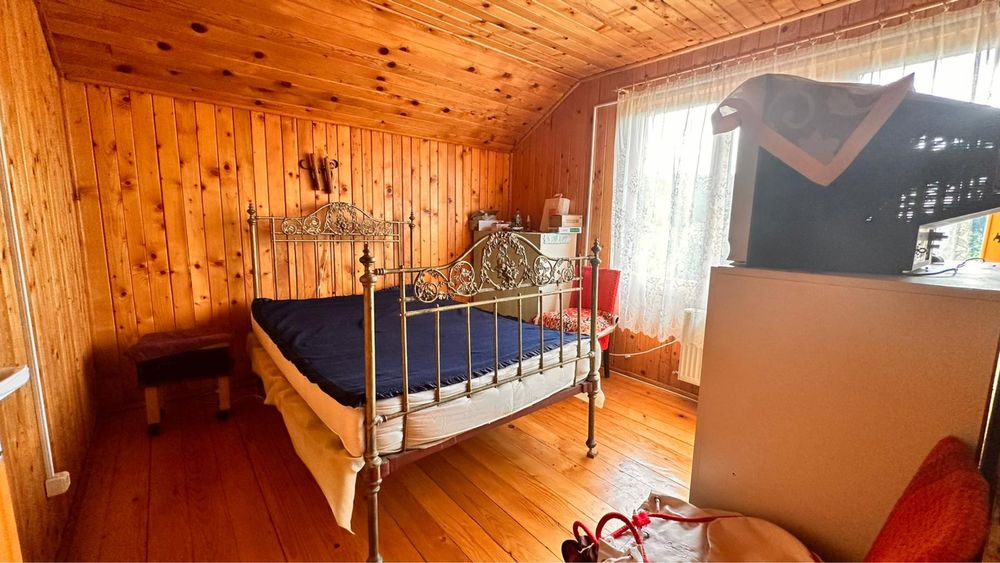 Vila parter+2 etaje, 270 mp, 11 camere plus TEREN