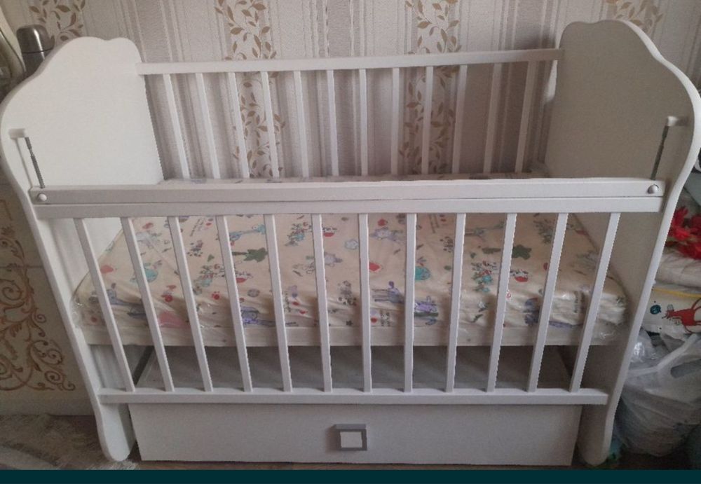 Продам манеж детский б/у