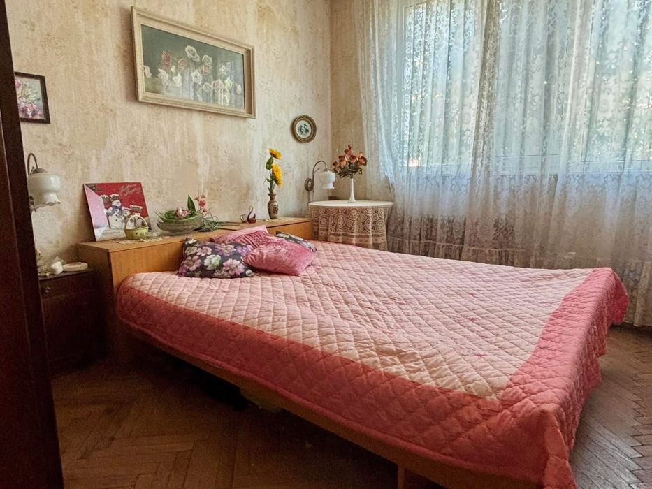 Продава се Тристаен апартамент в Варна, Победа - 59 кв.м за 2253 €/кв.м - Снимка #2