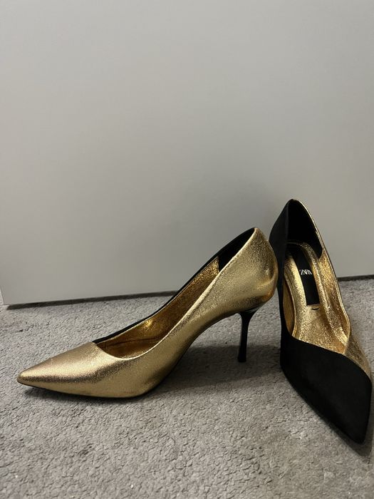 Обувки с висок ток