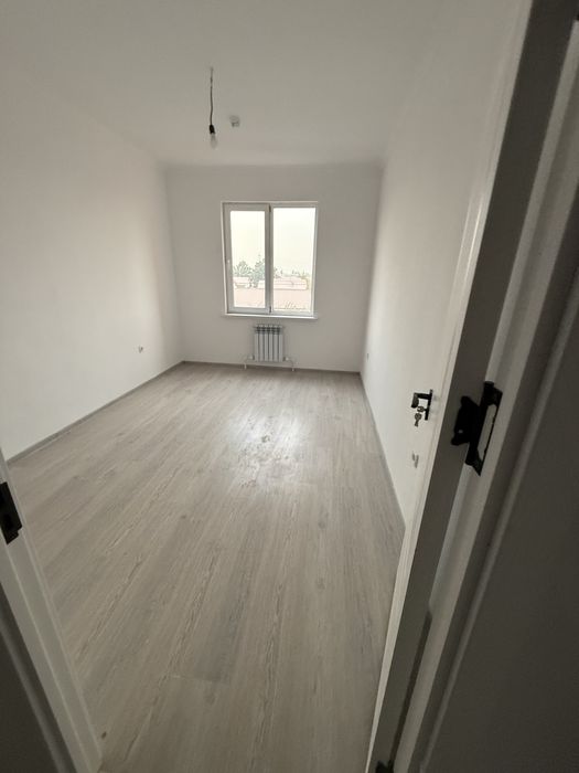 Срочна срочна квартира сотилади бектемир тумани водиник