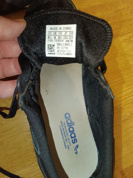 Adidași Adidas nr.36,5