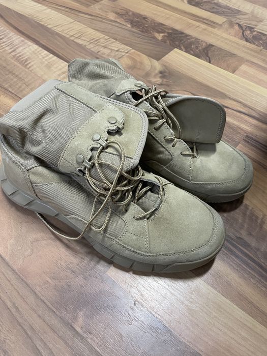 Bocanci militari Oakley