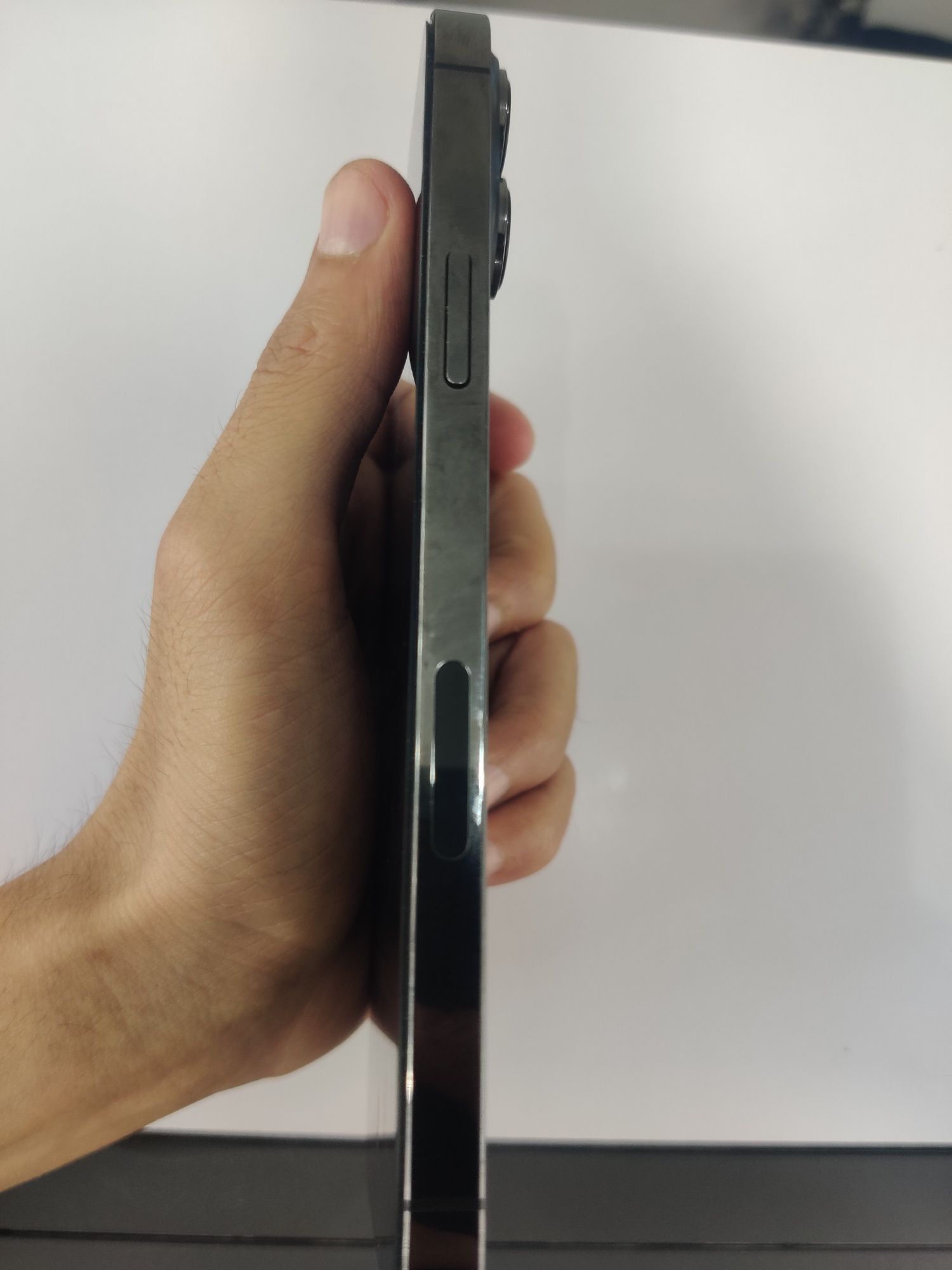 Iphone 13 promax 128 GB Srochna Sotiladi ideal yengi Turbo Sim