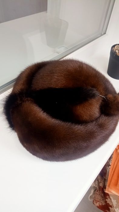 Продам шапку норковую