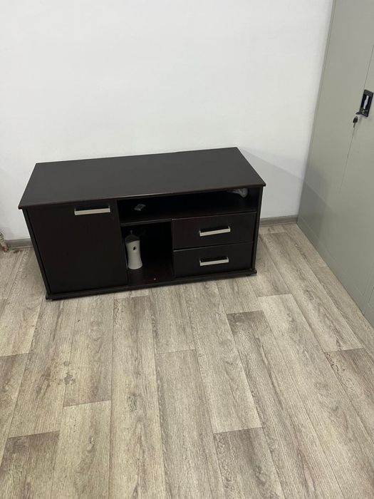 продается мебель - кабинет руководителя и ассистента