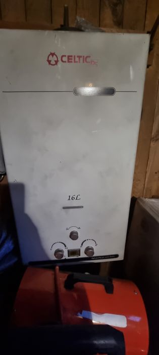 Продам газовый двухконтурный котёл и проточный газовый водонагреватель