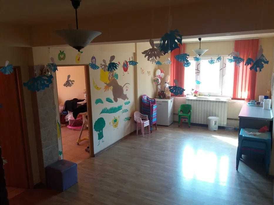 Vilă 9 camere, 280 mp utili, zonă liniștită pentru diverse activitati