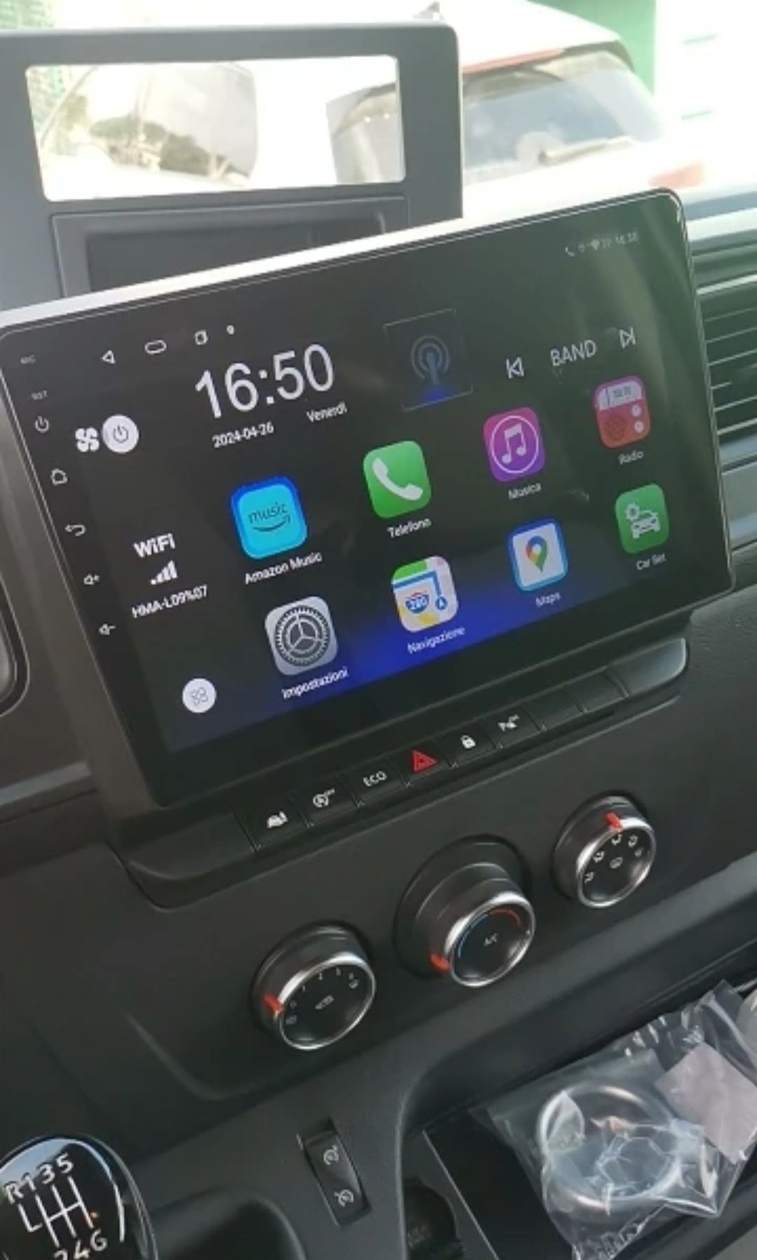 Navigatie android Renault Master Carplay Waze Youtube BT GPS USB