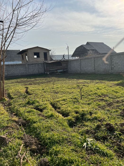 Зудлик билан! Янги Ўзбекистон боғи қаршисида ҳовли ижарага берилади